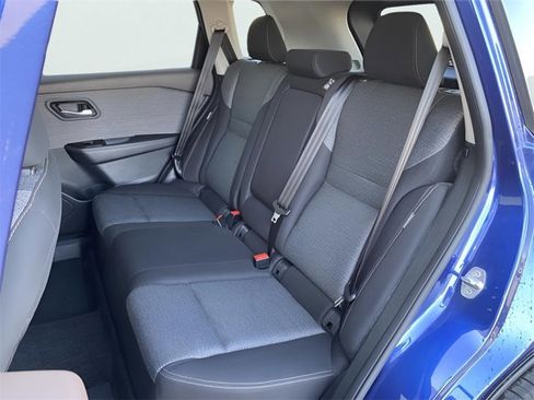 Certified 2023 Nissan Rogue SV image 13