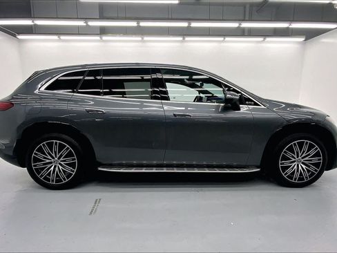Used 2023 Mercedes-Benz EQS 450+ SUV image 6