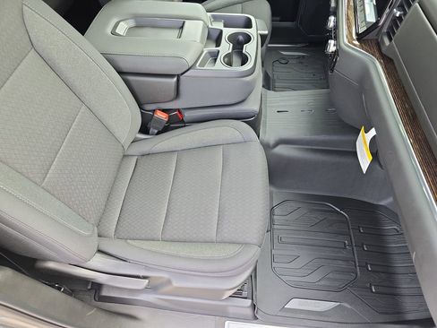 New 2026 GMC Sierra 1500 SLE image 10