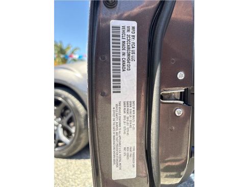 Used 2021 Chrysler 300 S RWD image 16