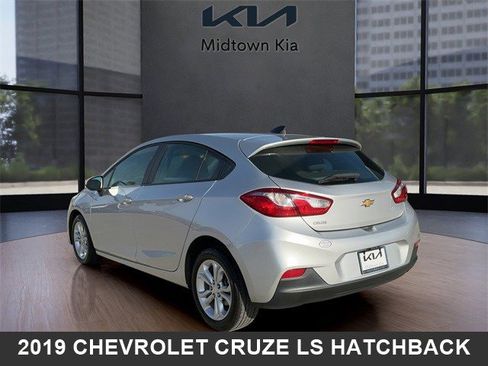 Used 2019 Chevrolet Cruze LS w/ LS Convenience Package image 5