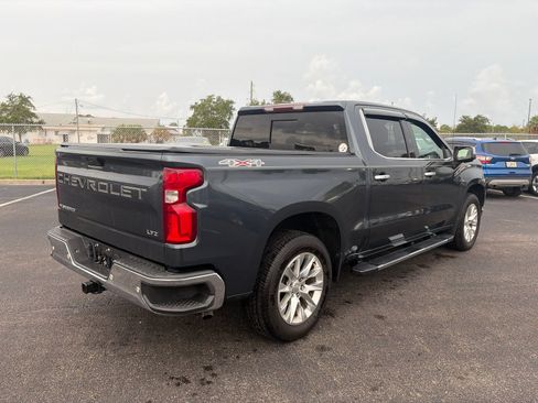 Used 2021 Chevrolet Silverado 1500 LTZ AWD/4WD image 7