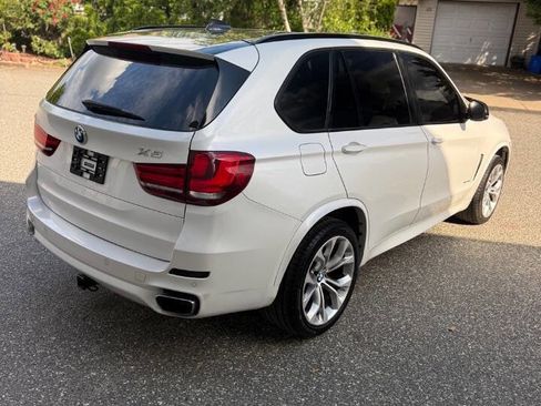 Used 2014 BMW X5 xDrive35d AWD/4WD image 9
