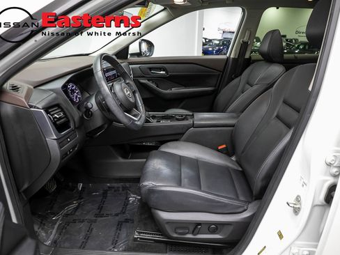 Used 2023 Nissan Rogue SL w/ SL Premium Package AWD/4WD image 14