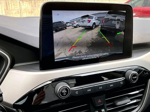 Used 2022 Ford Escape SEL w/ Technology Package FWD image 29