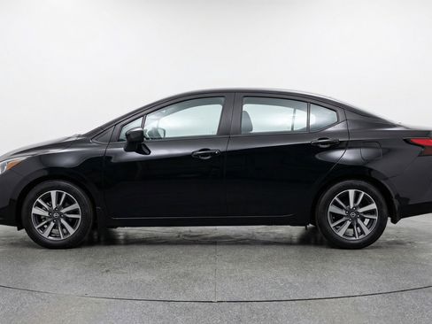 Used 2025 Nissan Versa SV w/ Trunk Package image 5