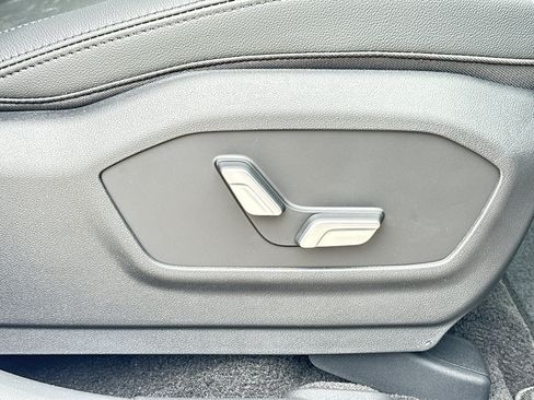 New 2025 Hyundai Santa Fe Limited image 31