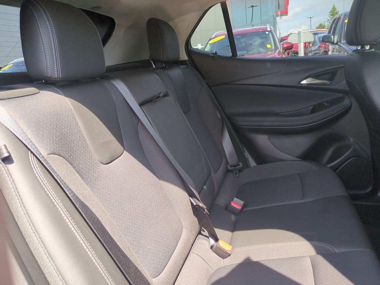 Used 2023 Buick Encore GX Select w/ Sport Touring Package FWD image 38