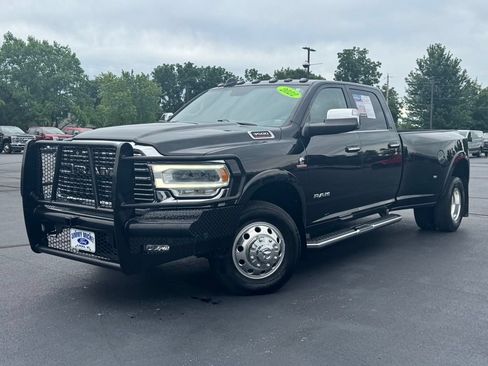 Used 2022 RAM 3500 Laramie RWD image 28