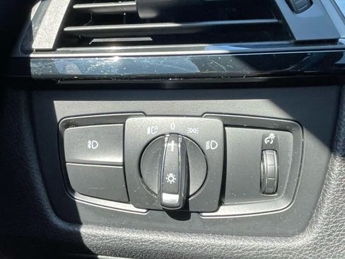 Used 2013 BMW 328i xDrive Sedan AWD/4WD image 21