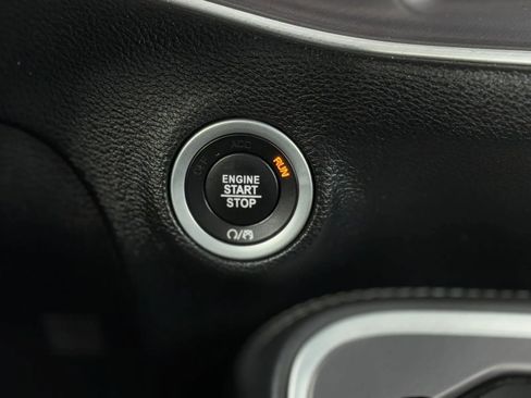 Used 2020 Dodge Challenger R/T image 25