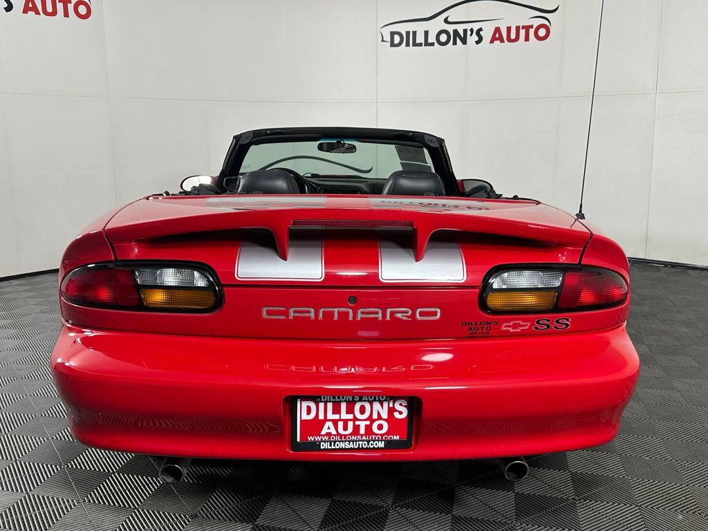 Used 2002 Chevrolet Camaro Z28 w/ SS Performance/Appearance Pkg RWD image 5
