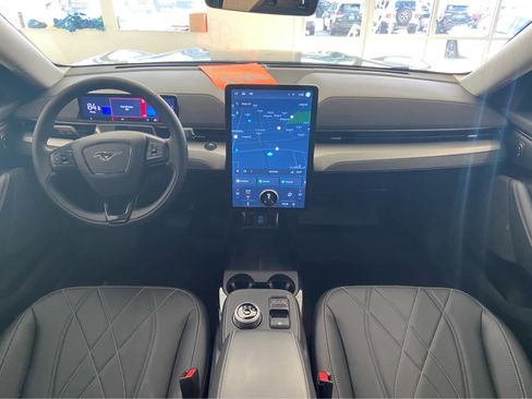 Used 2023 Ford Mustang Mach-E Select image 21