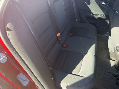 Used 2016 Chevrolet Malibu LT image 36