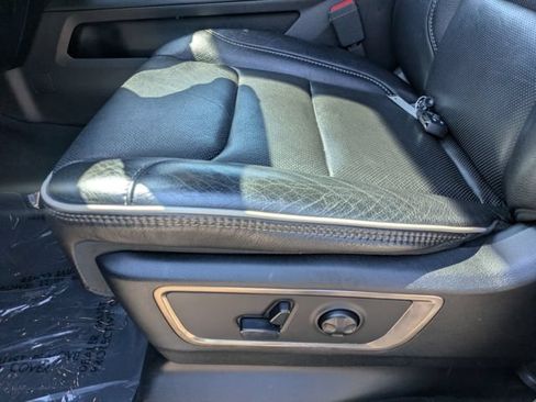 Used 2021 RAM 1500 Limited AWD/4WD image 19