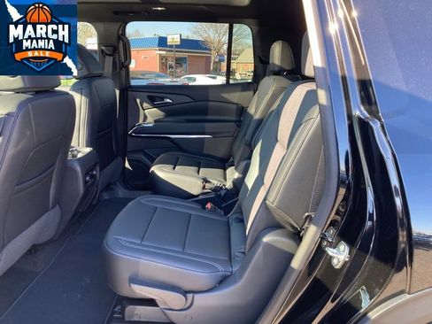 New 2026 Chevrolet Traverse LT image 22