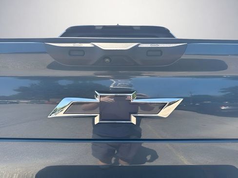 Used 2026 Chevrolet Silverado EV Trail Boss AWD/4WD image 34