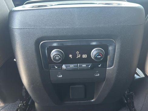 Used 2022 Chevrolet Tahoe Premier image 37