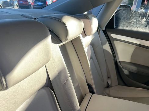 Used 2010 Audi A4 2.0T Premium Plus image 28