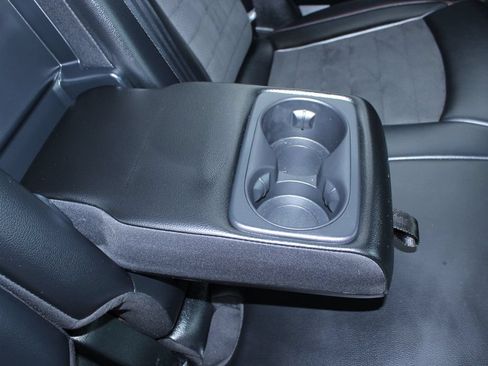 Used 2022 Ford Edge ST-Line AWD/4WD image 21