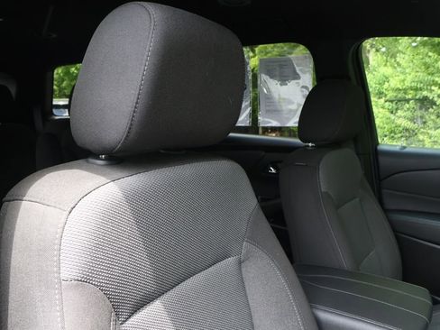 Used 2023 Chevrolet Traverse LT FWD image 41