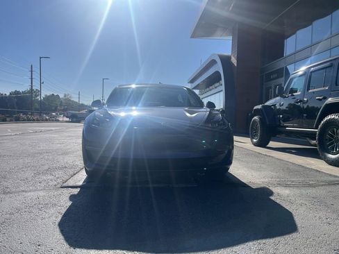 Used 2023 Tesla Model 3 Performance AWD/4WD image 2