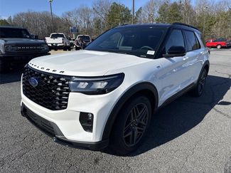 New 2026 Ford Explorer ST-Line w/ ST-Line Street Pack video 3