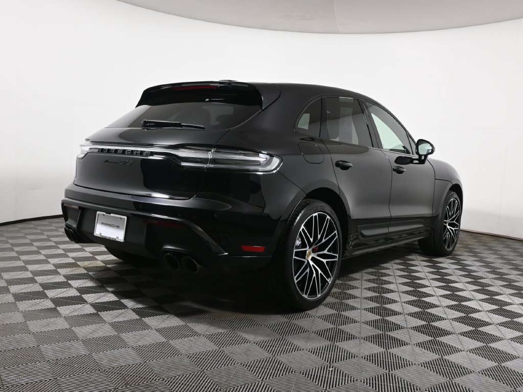 Used 2024 Porsche Macan GTS AWD/4WD image 7