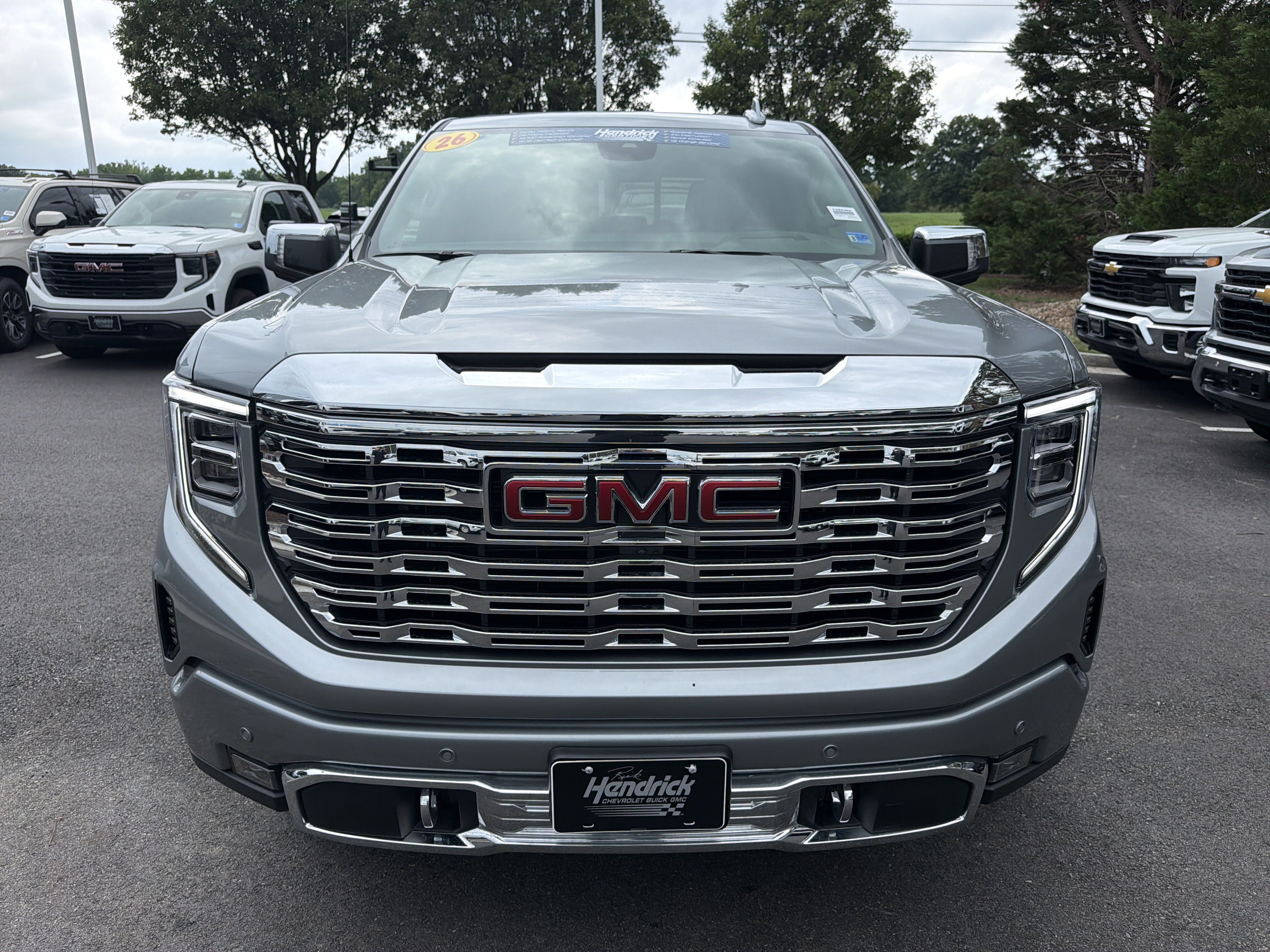 Used 2026 GMC Sierra 1500 Denali w/ Denali Reserve Package AWD/4WD image 3