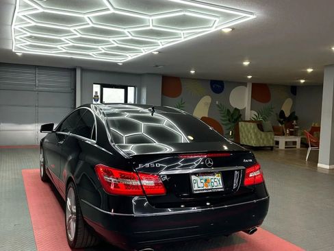 Used 2012 Mercedes-Benz E 350 4MATIC Coupe w/ Premium 2 Pkg image 4