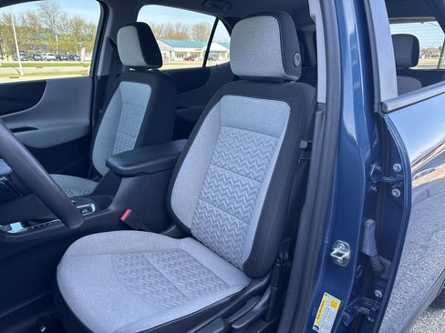 Certified 2024 Chevrolet Equinox LS w/ Driver Confidence II Package AWD/4WD image 11