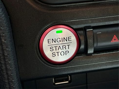Used 2018 Ford Mustang GT RWD image 33