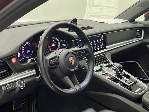 Used 2023 Porsche Panamera 4S image 4