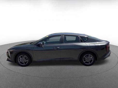 Used 2025 Kia K4 LXS image 14