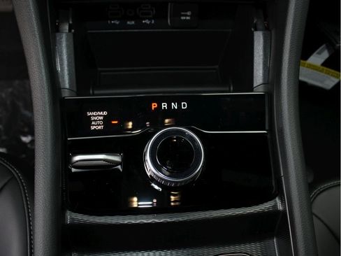 New 2025 Jeep Grand Cherokee Limited image 21