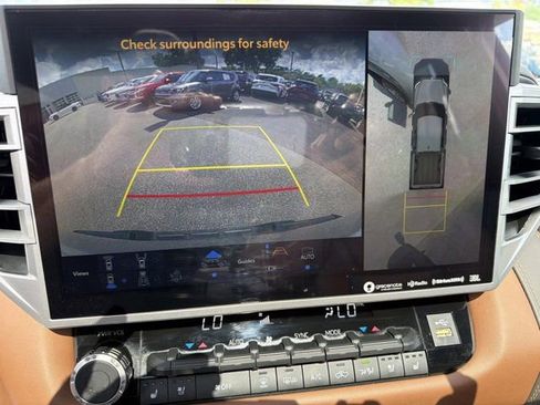 Used 2024 Toyota Tundra 1794 Edition image 32