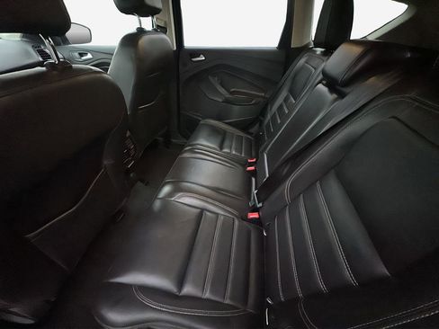 Used 2017 Ford Escape Titanium image 31