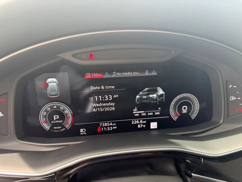 Used 2021 Audi Q8 Prestige w/ Prestige Package image 37