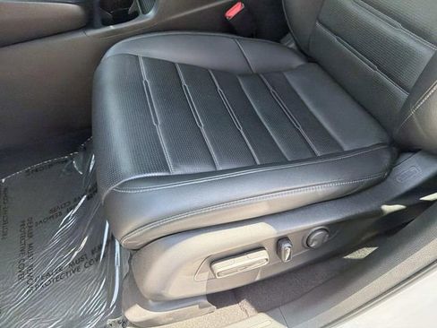 Certified 2024 Honda CR-V EX-L image 18