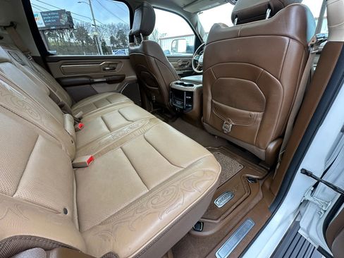 Used 2019 RAM 1500 Limited AWD/4WD image 19