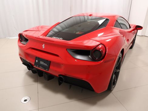 Certified 2019 Ferrari 488 GTB RWD image 10