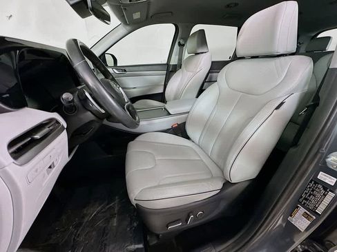Used 2023 Hyundai Palisade SEL w/ Cargo Package FWD image 12