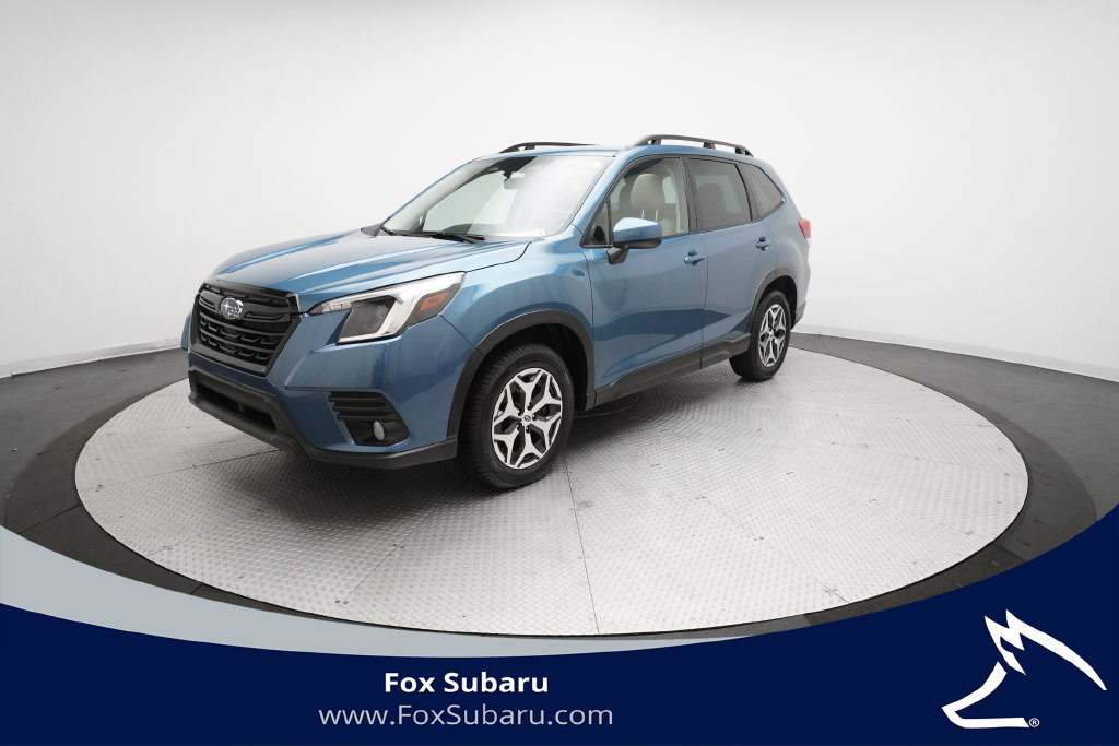 Certified 2023 Subaru Forester Premium AWD/4WD image 1