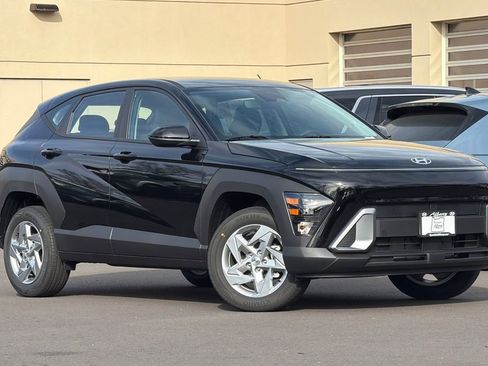 New 2026 Hyundai Kona SE AWD/4WD image 2