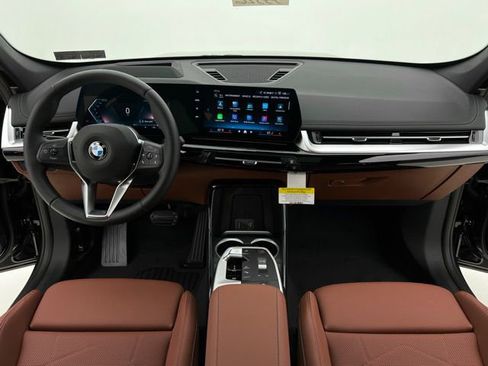 New 2026 BMW X1 xDrive28i w/ Technology Package AWD/4WD image 13