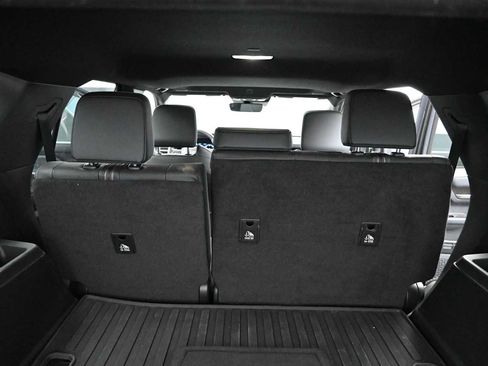 Used 2025 Toyota 4Runner Limited AWD/4WD image 27