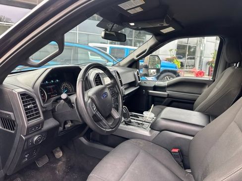 Used 2018 Ford F150 XLT w/ Equipment Group 302A Luxury AWD/4WD image 6