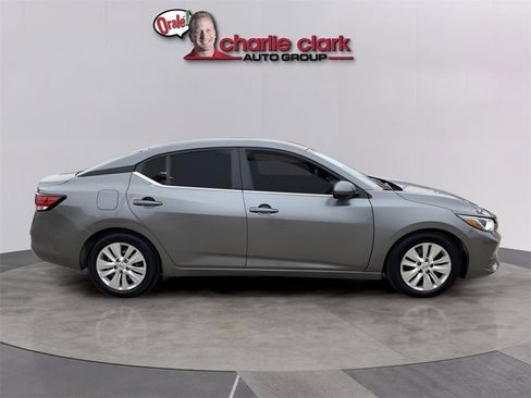 Used 2023 Nissan Sentra S image 7