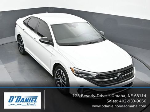 Used 2024 Volkswagen Jetta Sport FWD image 20
