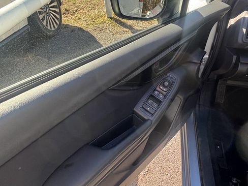 Used 2017 Subaru Impreza 2.0i image 22